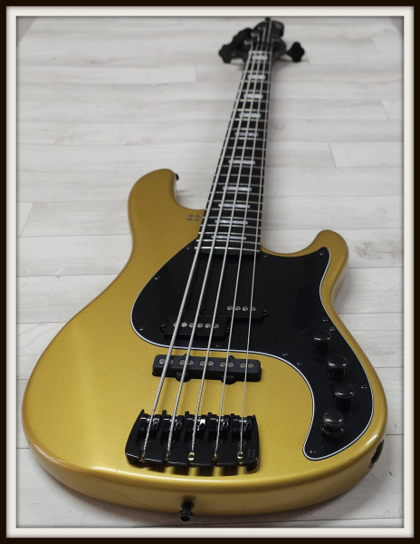 Sandberg California II VT5 Ebony Custom 3-EQ, Soft Aged Gold, 2nd Hand